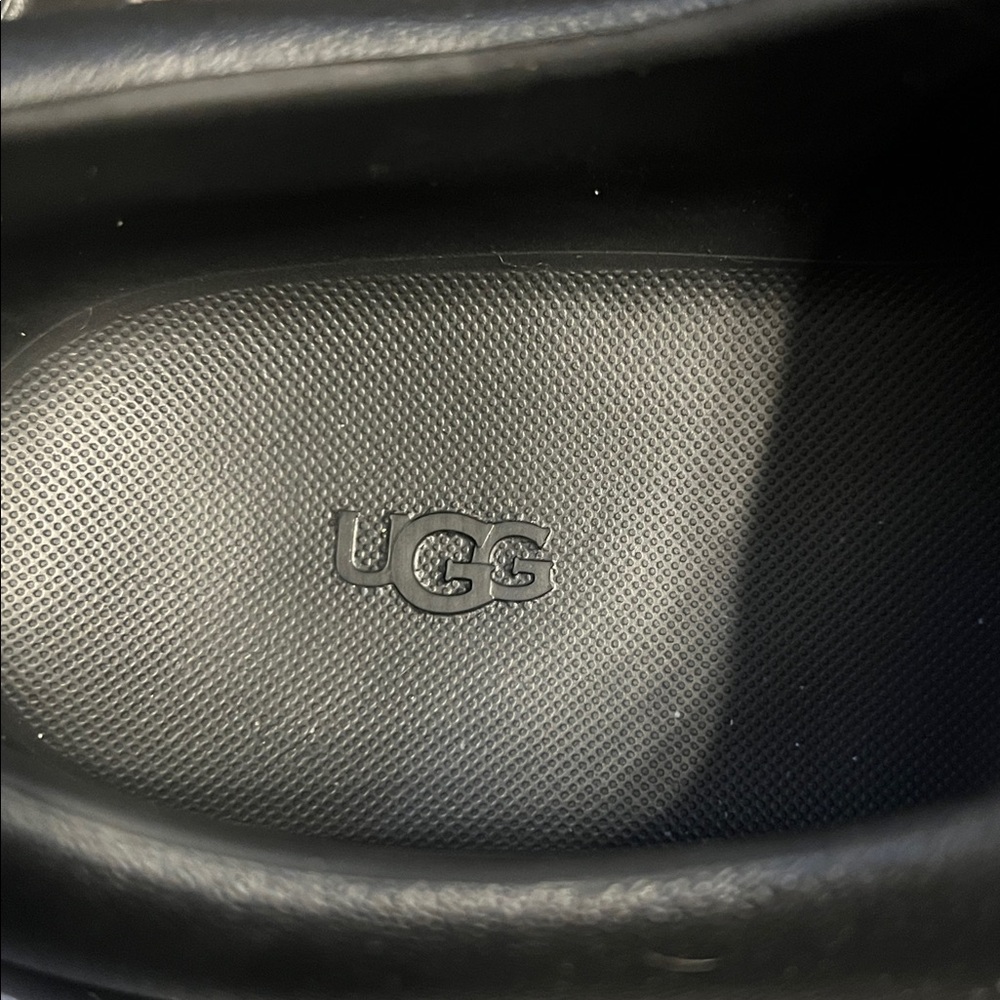 UGG Black Puffer Slide Sandals/sports clogs - Picture 11 of 13